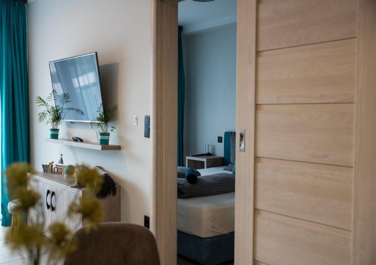 Marina Apartment By Dora Keszthely Esterno foto